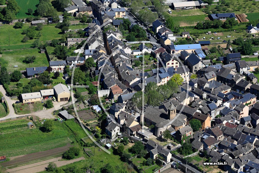 Photo arienne de Ispagnac