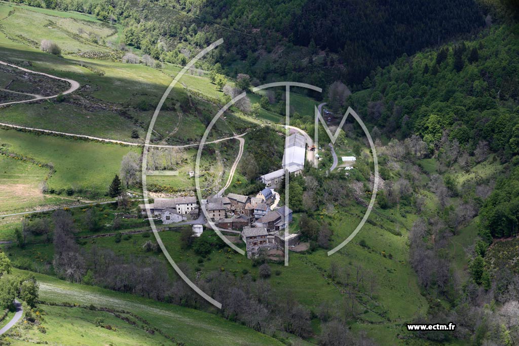 Photo arienne de Mont-Lozre-et-Goulet (Le Felgeas)