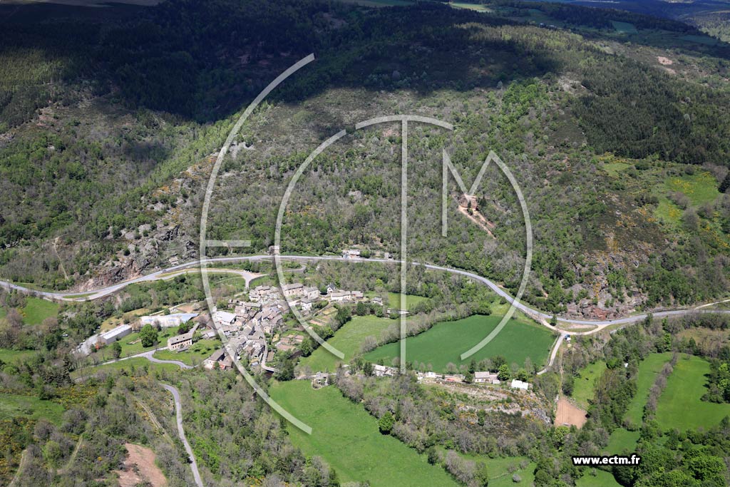 Photo arienne de Mont-Lozre-et-Goulet (Saint-Julien-du-Tournel)