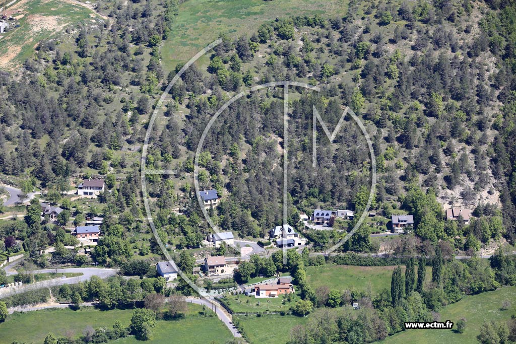 Photo arienne de Montrodat (Les Reyllades)