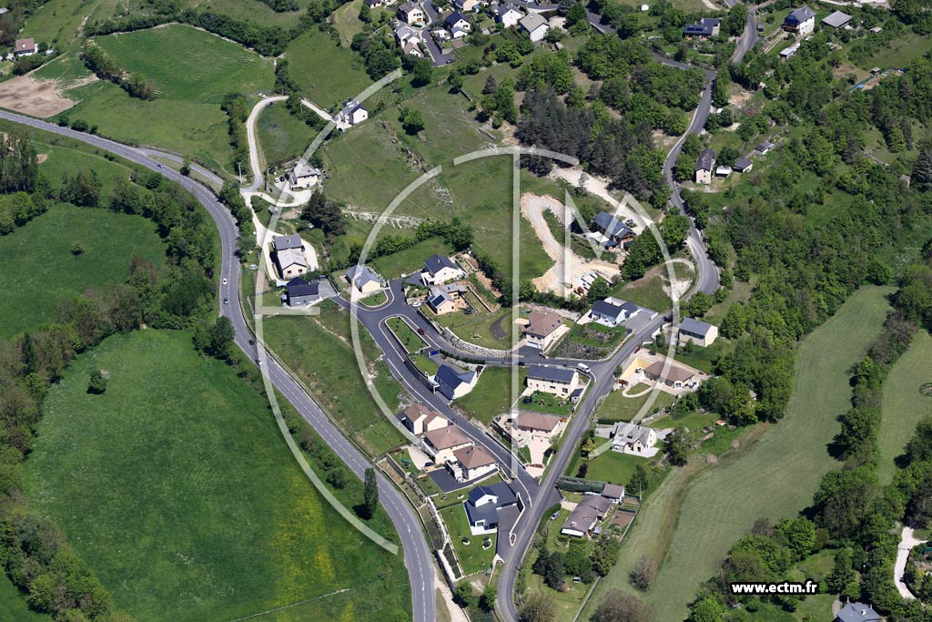 Photo arienne de Montrodat (Sabranet)