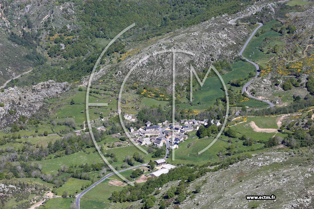Photo arienne de Pont-de-Montvert-Sud-Mont-Lozre (Runes)