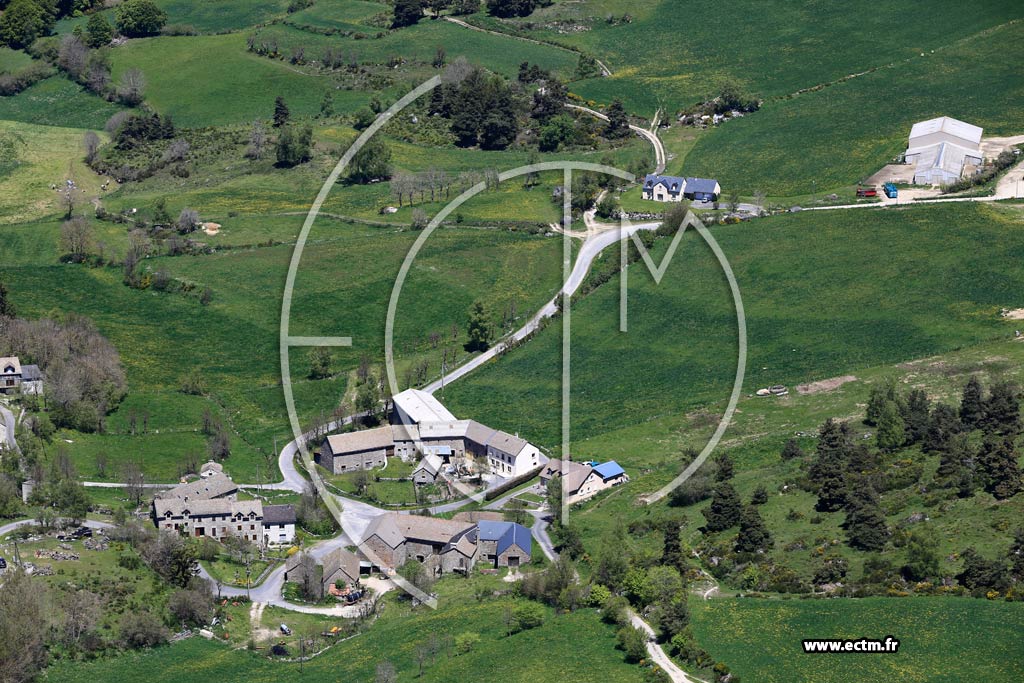 Photo arienne de Rieutort-de-Randon (Le Savigner)
