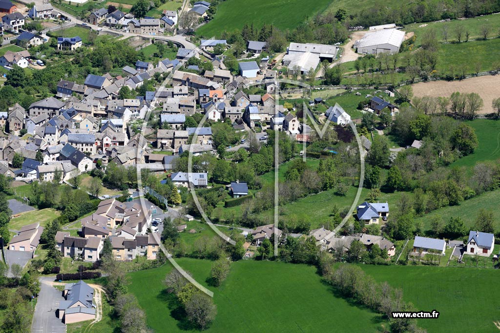 Photo arienne de Saint-tienne-du-Valdonnez