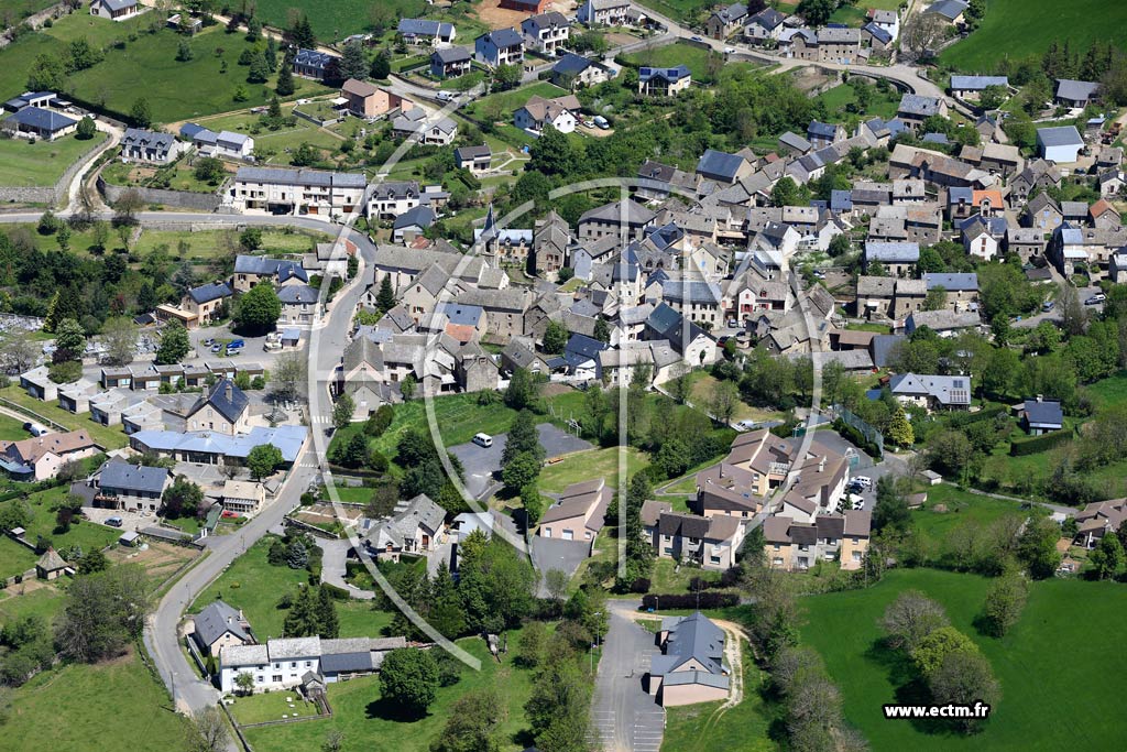 Photo arienne de Saint-tienne-du-Valdonnez