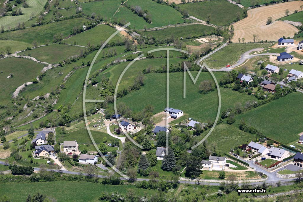 Photo arienne de Saint-tienne-du-Valdonnez