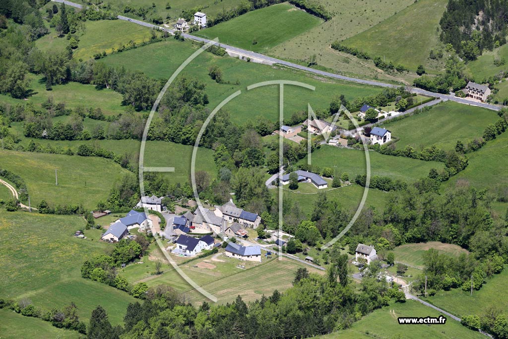 Photo arienne de Saint-tienne-du-Valdonnez (Pruneyrolles)