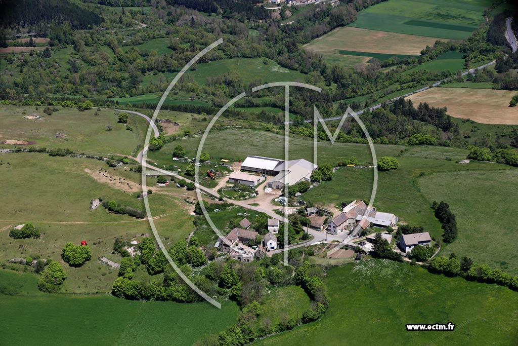 Photo arienne de Sainte-Hlne (Mont Valdon)