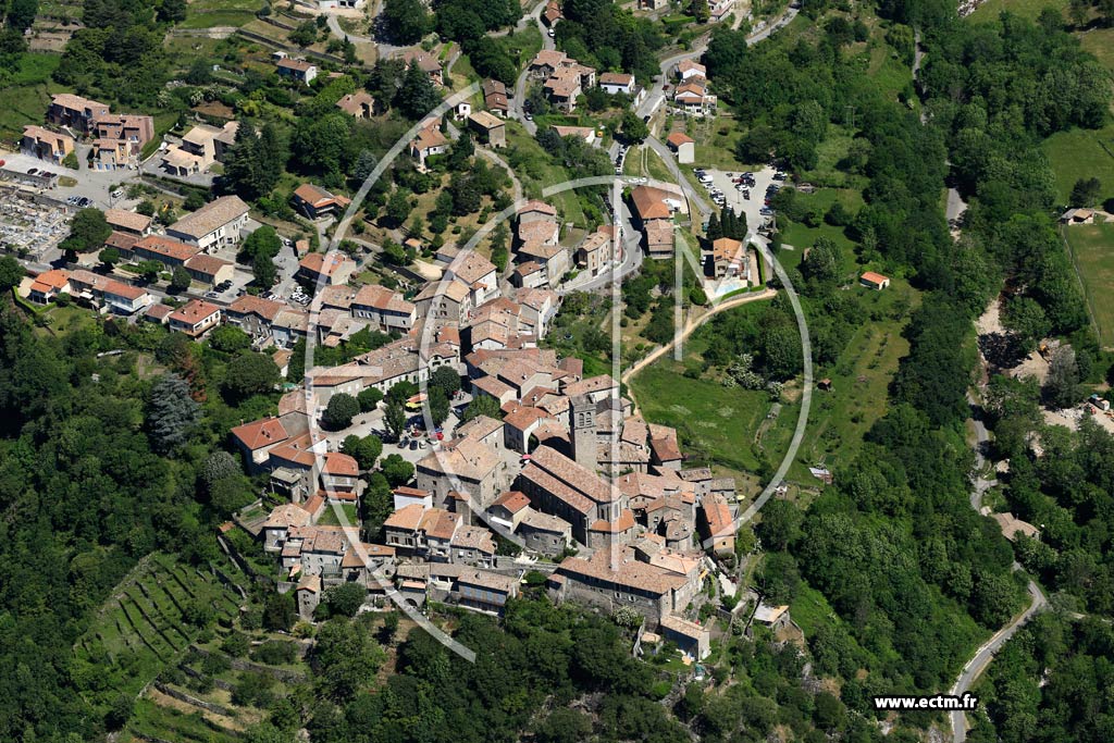 Photo arienne de Antraigues-sur-Volane