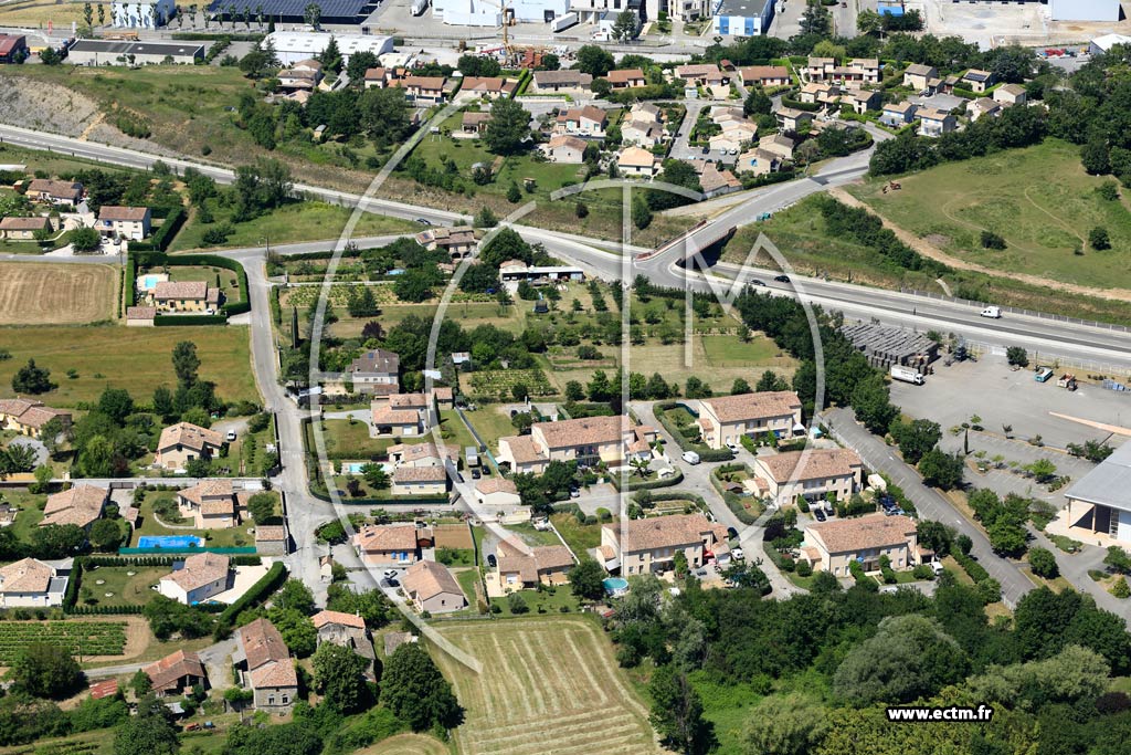 Photo arienne de Aubenas (La Plaine)