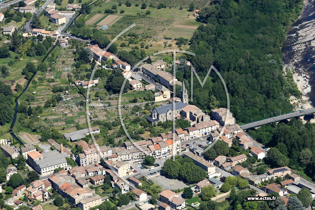 Photo arienne de Aubenas (Le Pont d'Aubenas)