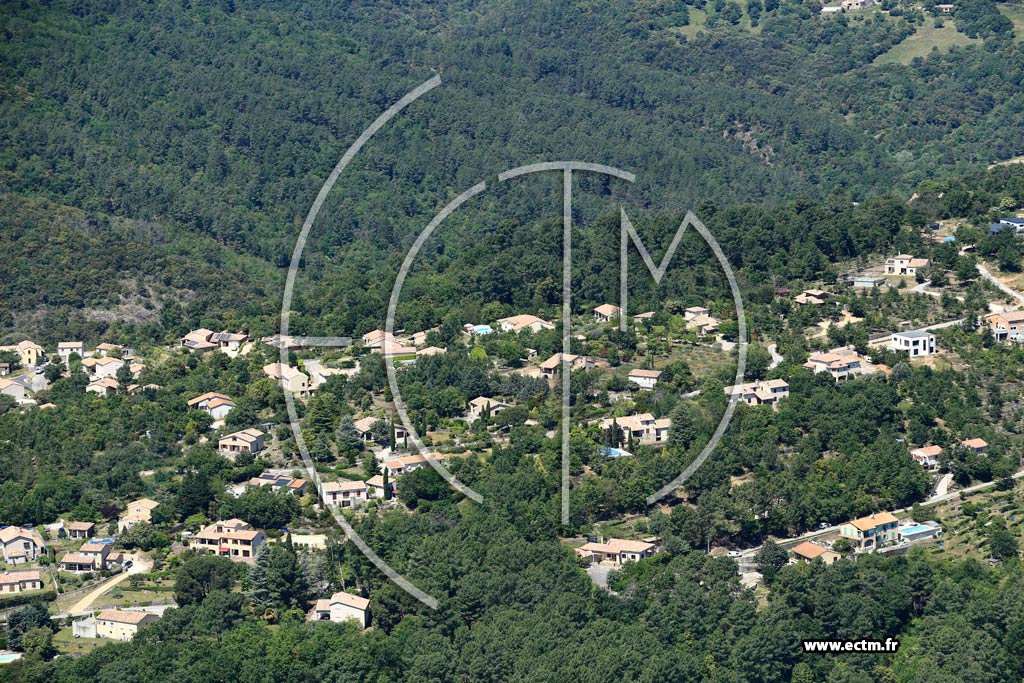 Photo arienne de Chassiers (Le Bosquet)