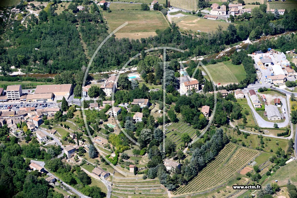 Photo arienne de Joyeuse (Le Pouget)