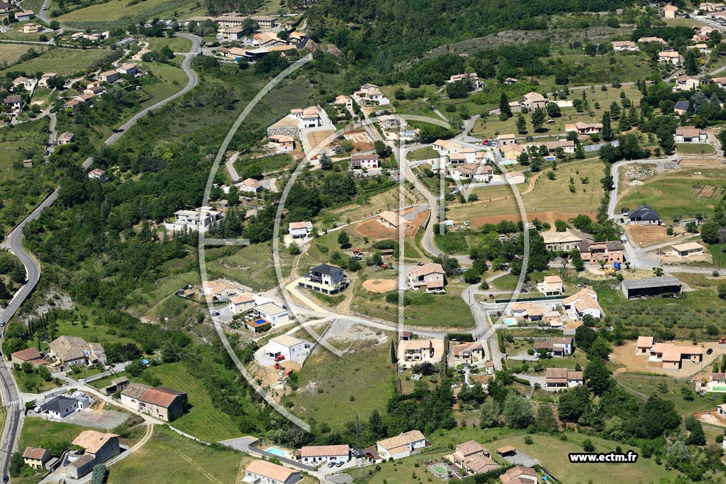 Photo arienne de Lachapelle-Sous-Aubenas (Gauthier)