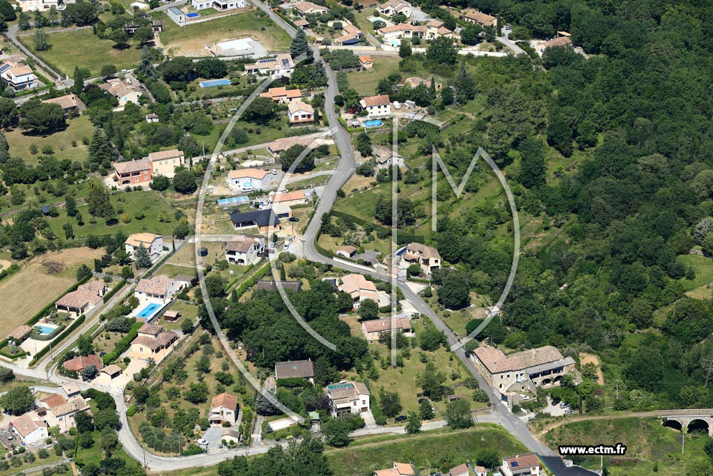 Photo arienne de Saint-tienne-de-Fontbellon (La Mre)