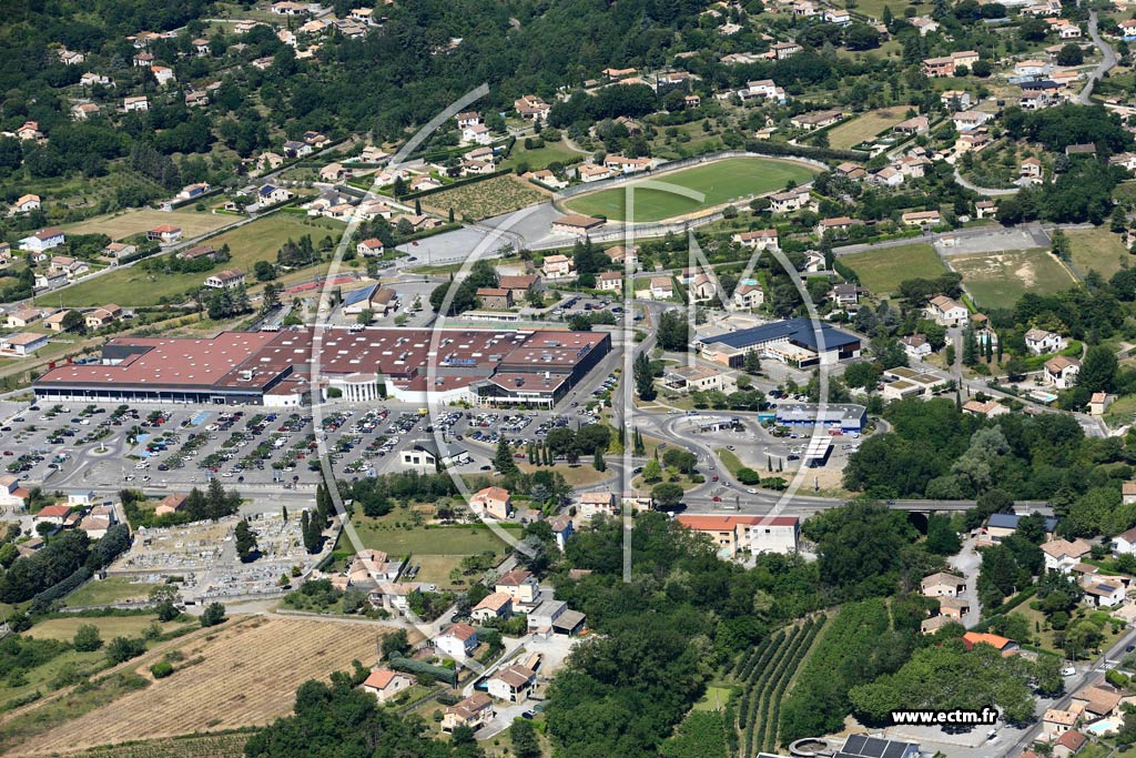 Photo arienne de Saint-tienne-de-Fontbellon (Lachamp)