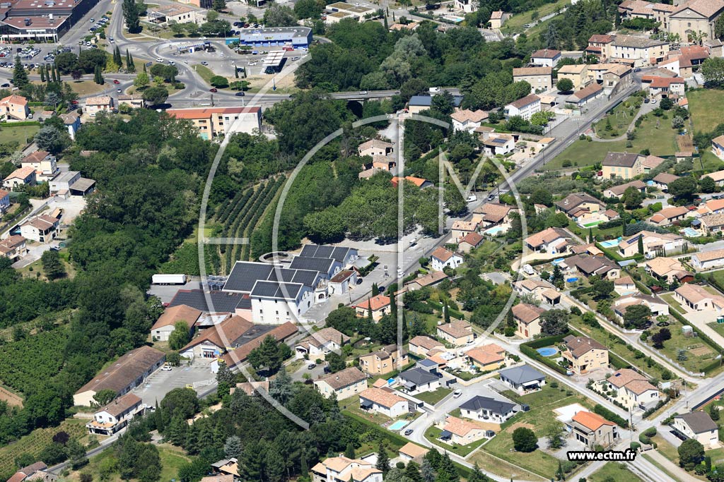 Photo arienne de Saint-tienne-de-Fontbellon (Le Bosquet)