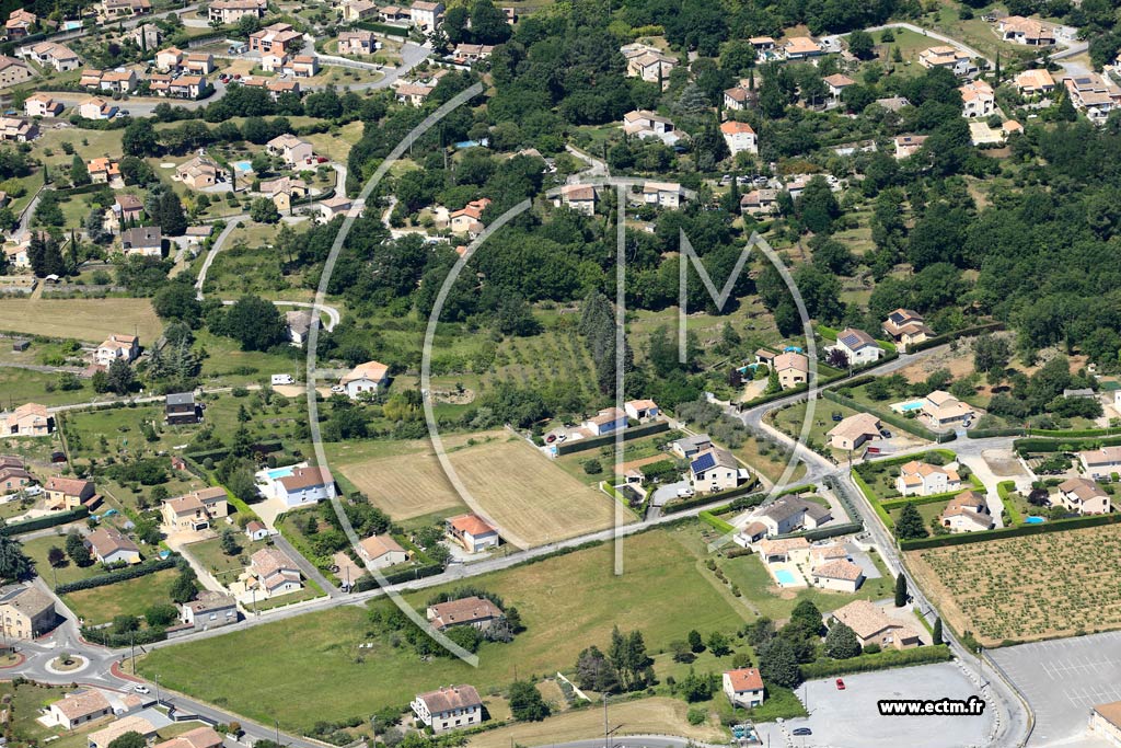 Photo arienne de Saint-tienne-de-Fontbellon (Le Colombier)