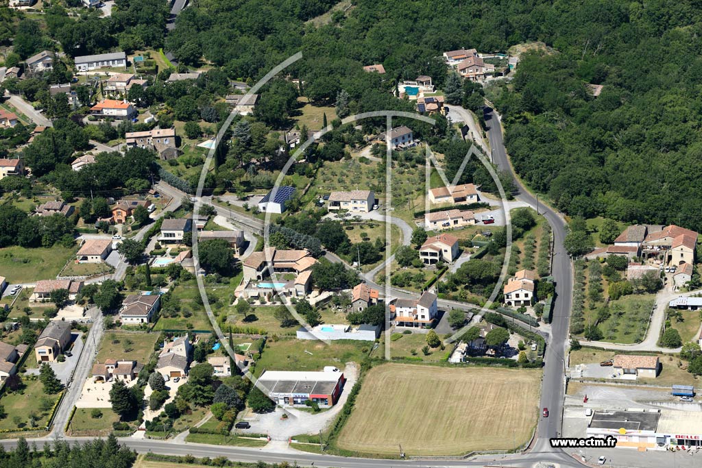Photo arienne de Saint-tienne-de-Fontbellon (Le Grazel)