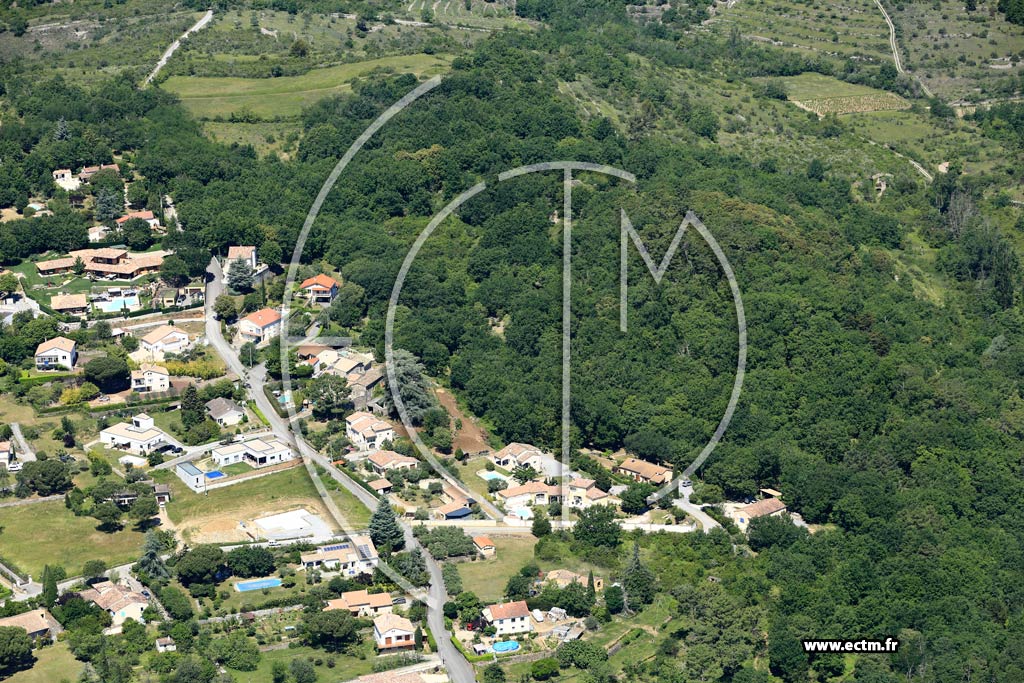 Photo arienne de Saint-tienne-de-Fontbellon (Les Bleynoux)