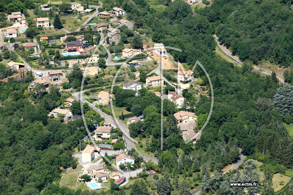 Photo arienne de Saint-tienne-de-Fontbellon (Les Rimbaux)