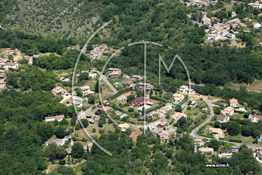 Photo arienne de Saint-tienne-de-Fontbellon (Les Rimbaux)