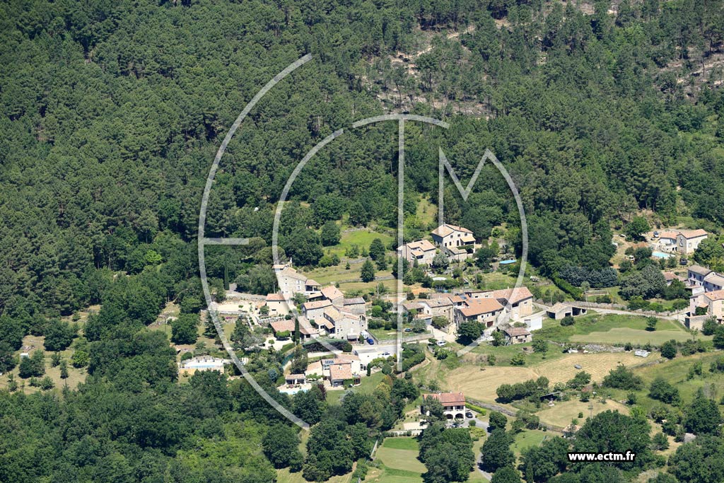 Photo arienne de Saint-tienne-de-Fontbellon (Nvissac)