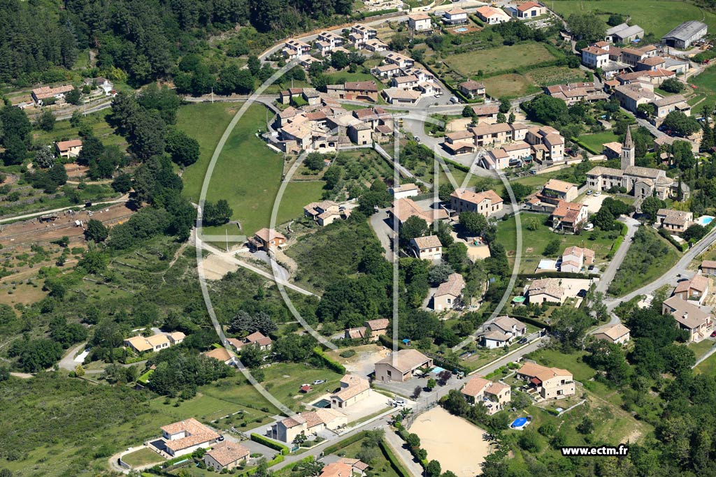 Photo arienne de Saint-Julien-du-Serre