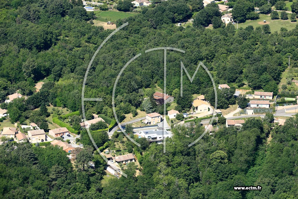 Photo arienne de Saint-Julien-du-Serre (La Chastagnette)