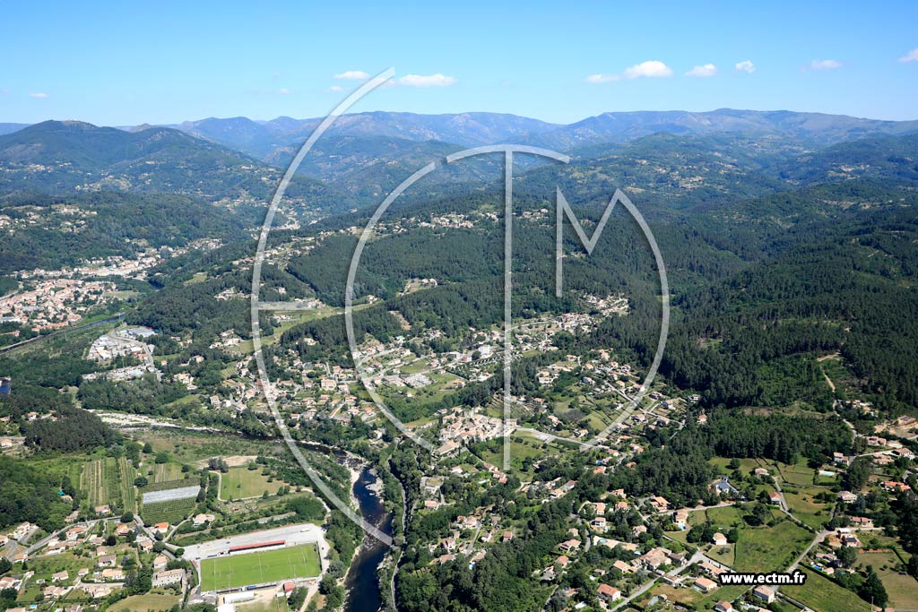 Photo arienne de Ucel (Le Vieil Ucel)