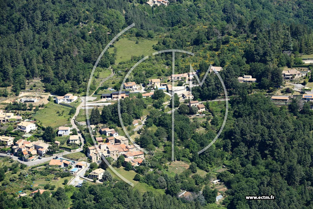 Photo arienne de Ucel (Les Combes)