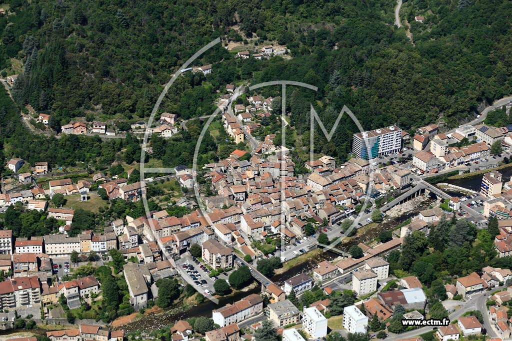 Photo arienne de Vals-les-Bains