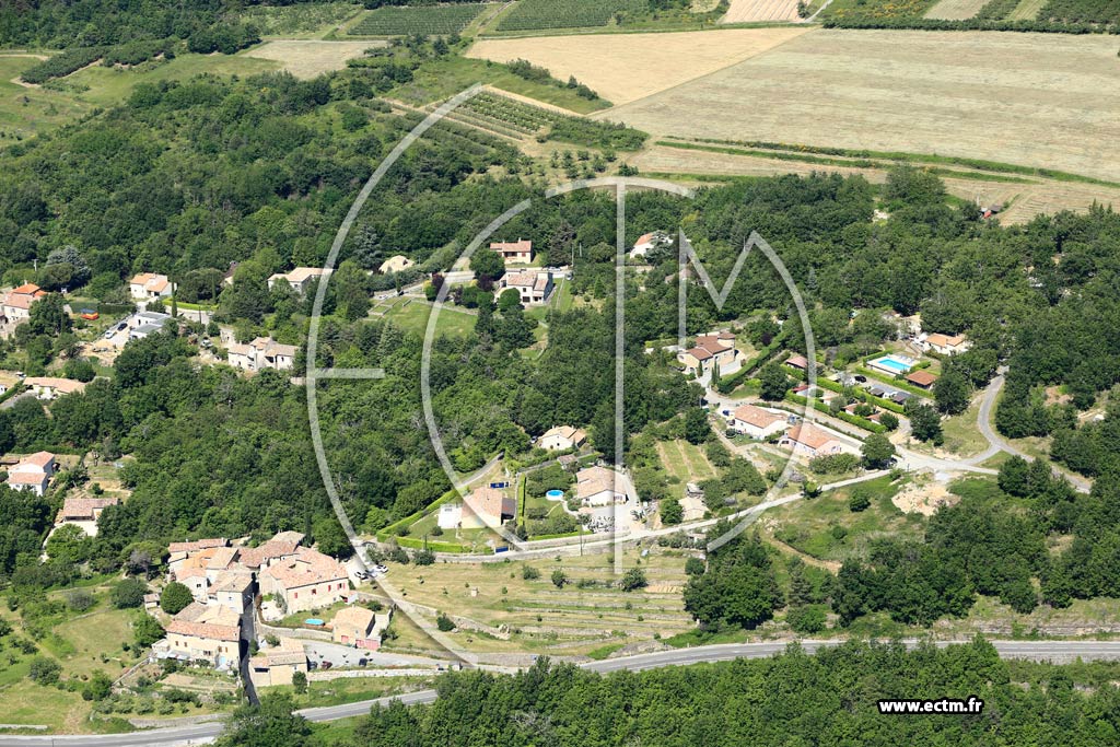 Photo arienne de Vesseaux (Le Feschet)