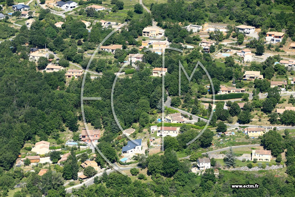 Photo arienne de Vesseaux (Les Monteils)