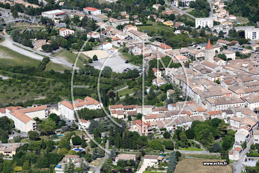 Photo arienne de Villeneuve-de-Berg