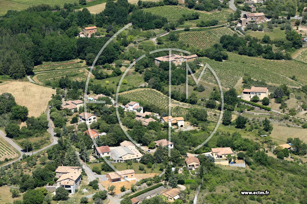 Photo arienne de Vinezac (Allier)