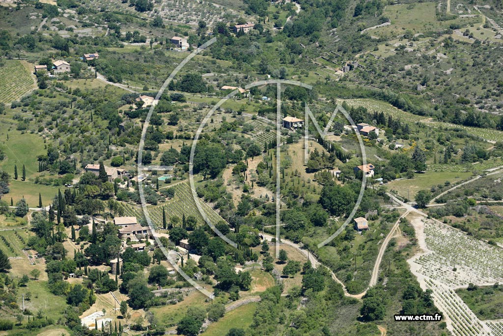 Photo arienne de Vinezac (Les Auverges)