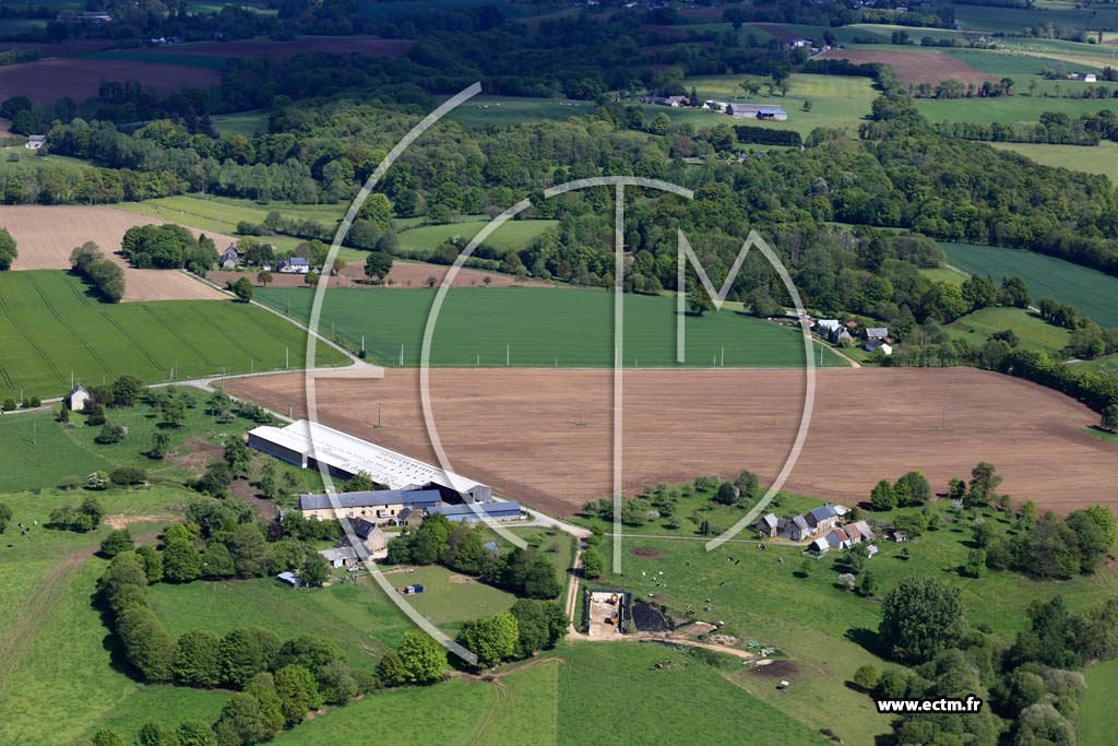 Photo arienne de Passais Villages (La Richardire)