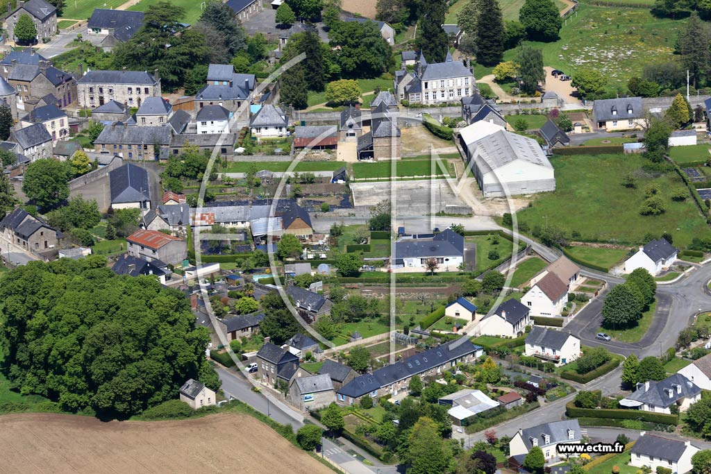 Photo arienne de Saint-Denis-de-Gastines