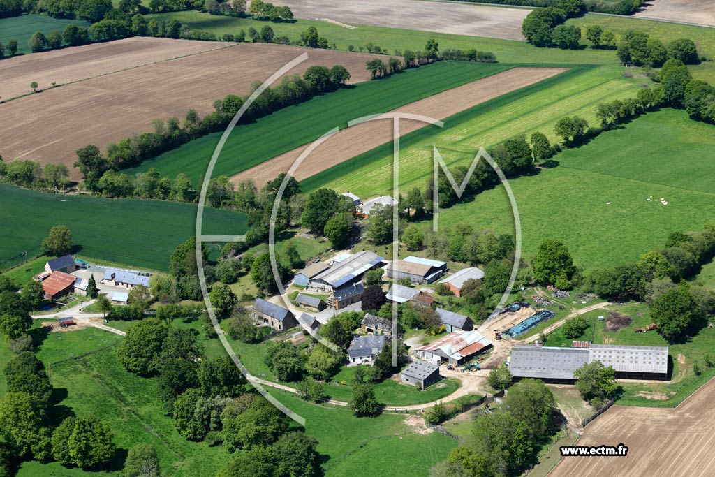 Photo arienne de Saint-Pierre-des-Landes (La Morinais)