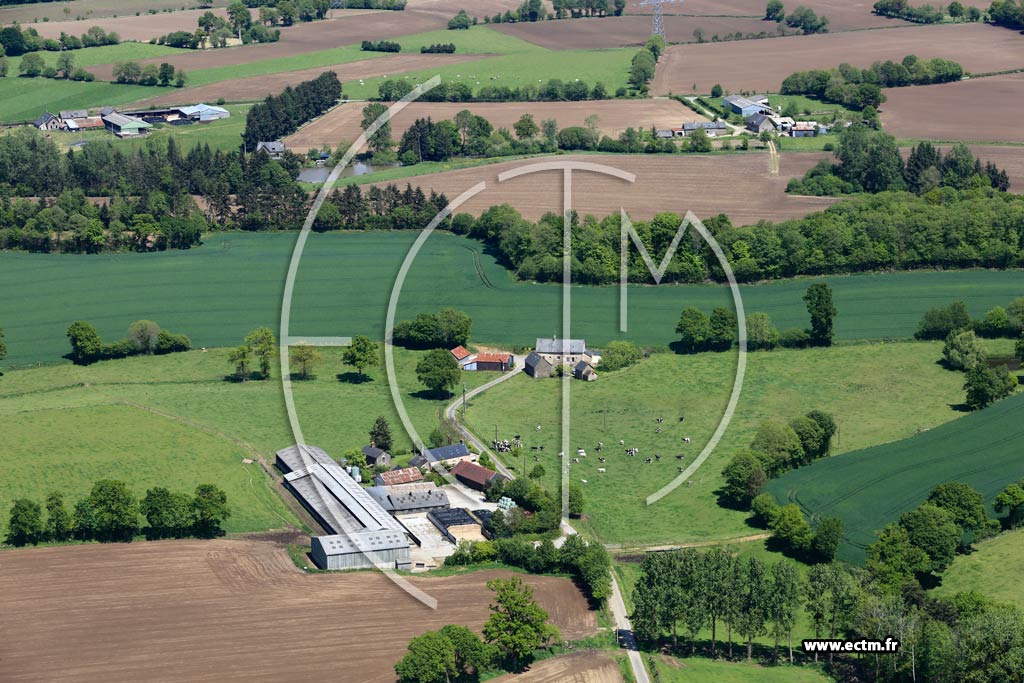Photo arienne de Saint-Pierre-des-Landes (Le Grand Saudrais)
