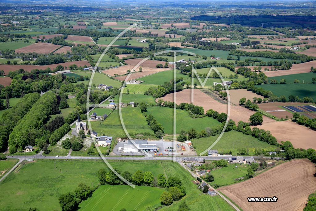 Photo arienne de Saint-Pierre-des-Landes (Mgaudais)