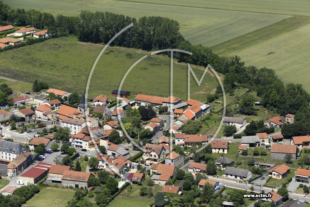 Photo arienne de Chambaron-Sur-Morge (Cellule)