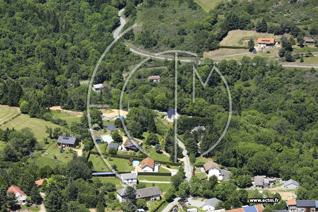 Photo arienne de Charbonnires-les-Varennes (Facemeunier)