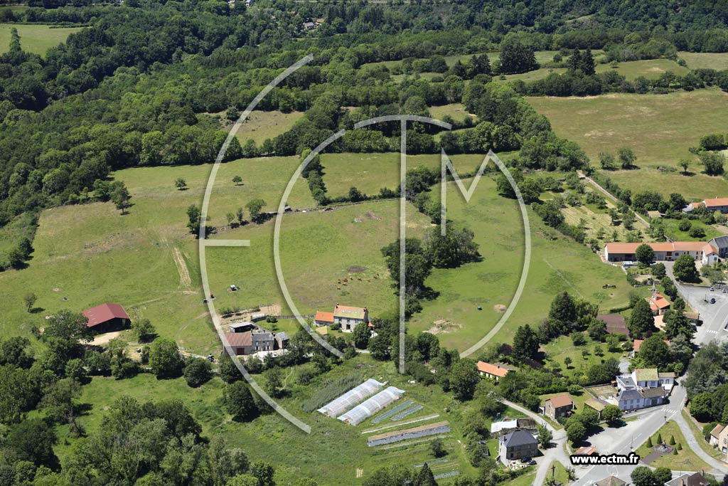 Photo arienne de Charbonnires-les-Vieilles