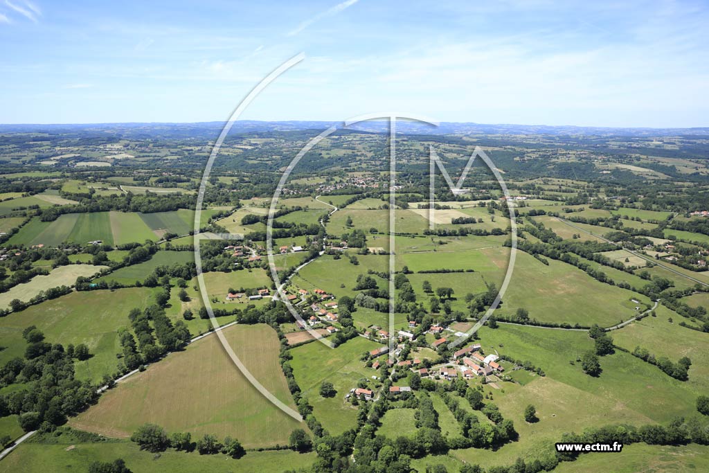 Photo arienne de Charbonnires-les-Vieilles (Les Falvards)
