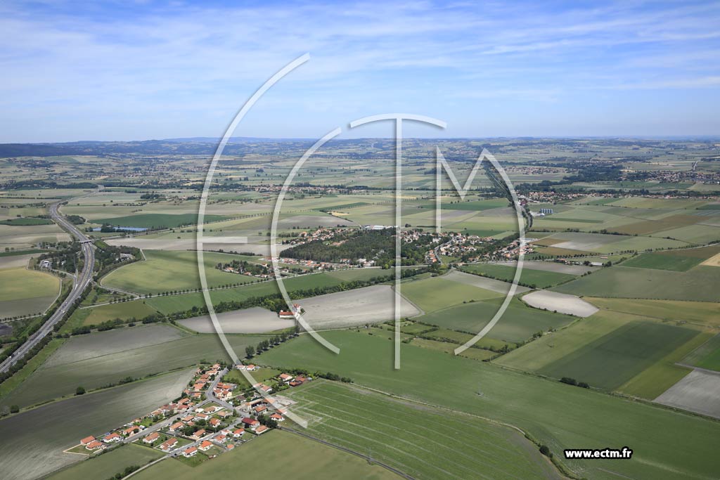 Photo arienne de Pessat-Villeneuve (Pessat)