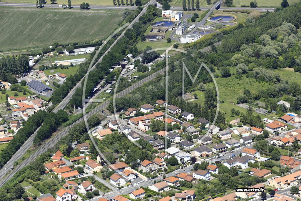 Photo arienne de Riom (Le Moulin d'Eau)
