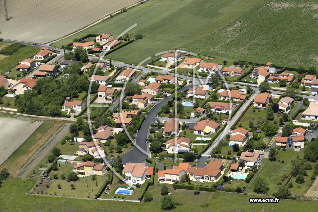 Photo arienne de Saint-Bonnet-prs-Riom