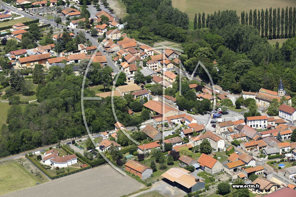 Photo arienne de Varennes-sur-Morge